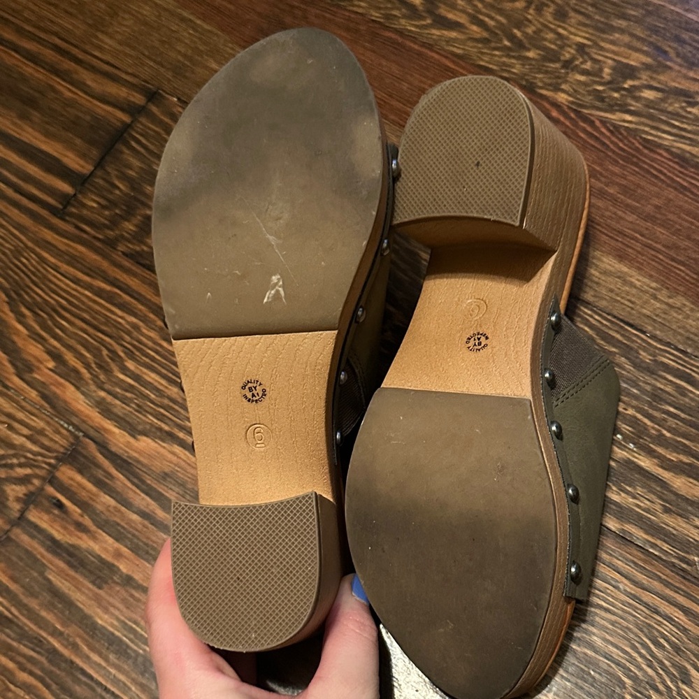 a.n.a Olive Green Mules with Light Brown Heel - Picture 2 of 4